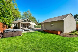 Image of Cozy, Convenient Holladay Bungalow w\/ Amenities