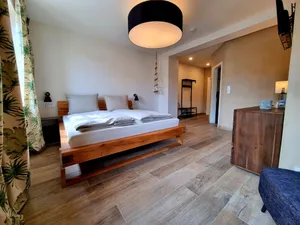 Image of House-Superior-Ensuite with Bath-Garden view-9-Zimmer Denkmal-Haus