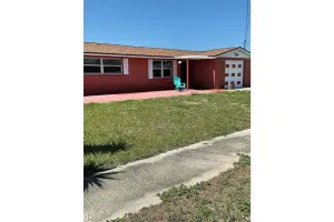 Image of 4 Bedroom 3 bathrooms s Villa with heated pool