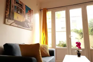 Image of App 2 - T2 Lumineux et Jardin Hyper-Centre 5min de la gare