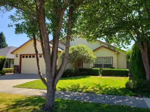 Image of Rogue Valley Retreat in Medford, OR
