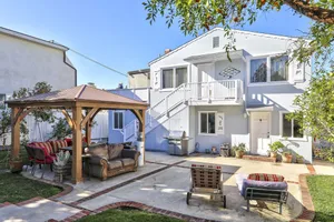 Image of Best location! 1 blocks from the Beach, walkway to just about anywhere, secluded