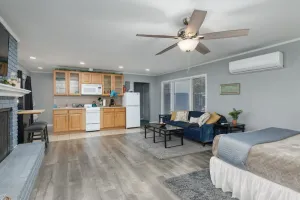 Image of Fabulous Studio Suite with Pool by The Strip