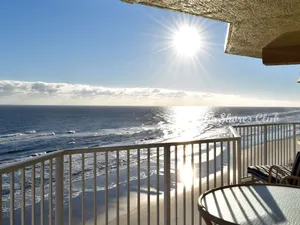 Image of Shores Club - 1002