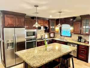 Image of Sweet & cozy indv. home in The Woodlands, TX. 2-3 min drive to prime locations!