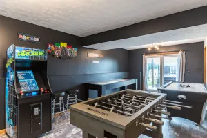 Image of Fun 3 Bedroom Home with Gameroom near Ark!!