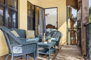 Image of Peacock Villa in luxury resort-style Paseo