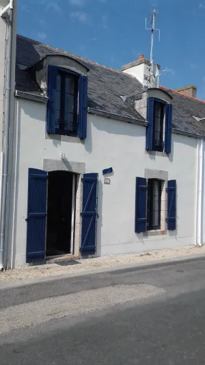 Image of Fisherman's house in the center of Guilvinec, the port at 200 m, the beaches at 1000 m.