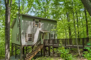 Image of Peaceful Hideaway Treehouse near Little River Canyon National Preserve!