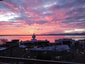 Image of Top Floor Water View Oasis near Space Needle & Cruise