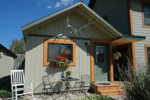 Image of Cozy Cabin 4 Miles to YNP and 20 Minutes from the Lamar Valley!
