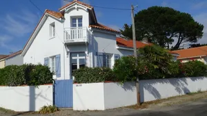 Image of Pornic T2 house aucalme, small sea view, near beach and spa