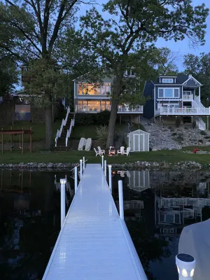 Image of HUGE 5 Bedroom Lake House Retreat On Crooked Lake