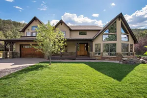 Image of Luxury Mountain Home with Gorgeous Mountain Views and Hot Tub, Near Skiing!