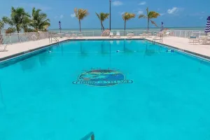 Image of Ocean Isles Yellowtail Row