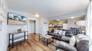 Image of Great Two King Bed Rooms Near Airport Ideal Stay
