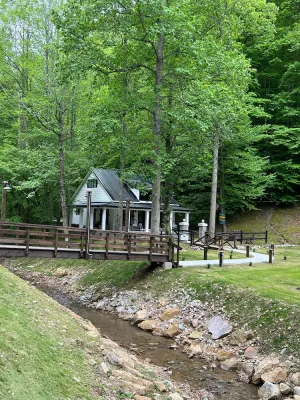 Image of The Red Dog Cottage In The Woods w\/ Hot Tub