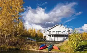 Image of Lakeside Boathouse