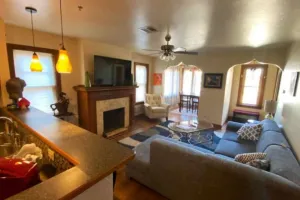 Image of Beautiful Cozy second floor condo