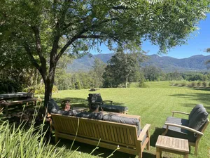 Image of Blue Gum Retreat- Stunning View and Cosy