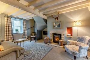 Image of Stylish dog friendly holiday cottage in the Cotswolds - Lilly Bee Cottage