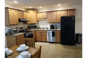 Image of Lyle and Taylor present-Spacious Private Apt