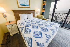 Image of Fresh 4th Floor,  Ocean View, Heated Pools, 2024!