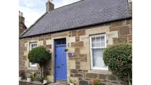Image of Holmlea Cottage, a sweet and charming getaway in a picturesque Fife village.