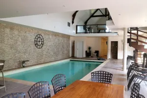 Image of Villa (1-6 pers.) with heated indoor pool 30 minutes from Versailles