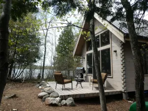 Image of Cozy private island getaway just minutes from Ely