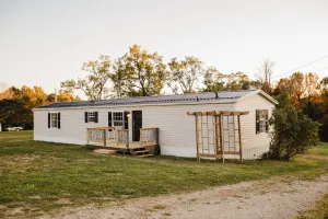 Image of Three bedroom two bath 2acre secluded country lot minutes from egypt valley hunt