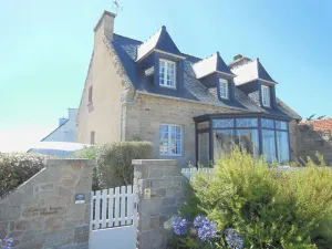 Image of Charming house on the seafront, Meublé de Tourisme*** (furnished holiday home)