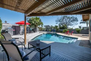 Image of Dream Vacation! Sunny 3 Bedroom