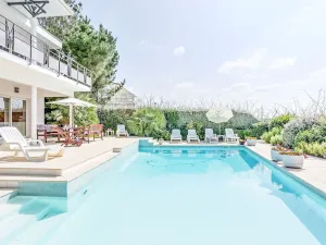 Image of Holiday Home Les Pinasses by Interhome