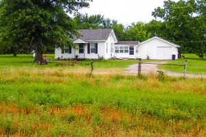 Image of Experience The Quiet Of The Farm With Upscale Amenities.
