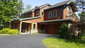 Image of Winter weekends await! Two or 3 nights, limit 8 guests.