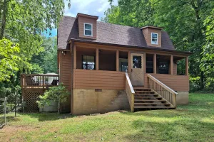 Image of Dog-friendly home w\/ free attraction tickets, a large deck, & private parking