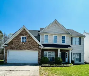 Image of Spacious Home Near 🚉 , Uptown, 🏈, ⚽, ⚾, PNC Pavilion, 🏁, UNCC & Airport!!