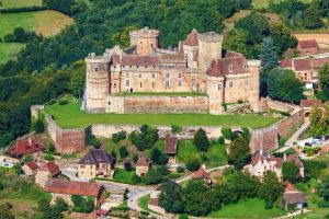 Image of Gîte \"AU PIED DU CHATEAU\" in Castelnau, near Padirac, Rocamadour, Autoire...