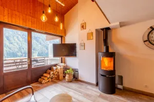 Image of Apartment 'Le Beauregard' with Mountain View, Balcony & Wi-Fi