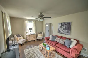 Image of Home Near I-65, Albanese Candy, Avalon Mnr, Rte 30
