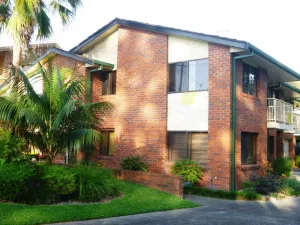 Image of Parkview 1 Coastal 3 bedroom home,100m stroll to the beach, parks, cafés