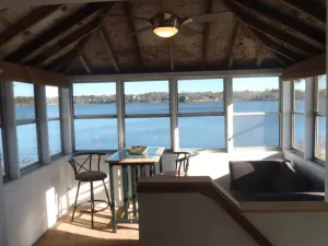 Image of THE BOAT HOUSE LOFT ~ RELAXING & PRIVATE WATERFRONT HOLIDAY ~ SHORT & LONG TERM