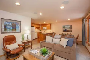 Image of Comfort & Location - 2 BR, 2BA - Steps to Town