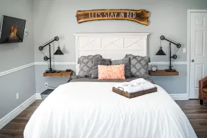 Image of Beautiful Farmhouse Guest Home