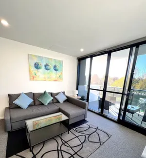 Image of Fab in Phillip - 2bd 2bth Apt - Close to CBR Hospital