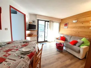Image of T2 6 Pax, balcony, equipped kitchen, ski locker, 1700m, Saint-Lary