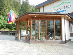 Image of Holiday apartment Laax for 1 - 6 persons with 2 bedrooms - Holiday apartment
