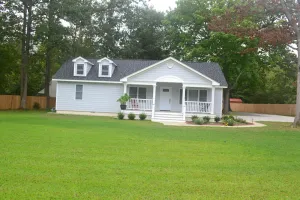 Image of Heart of Williamsburg Guest House 3 Bedrooms, 2 Full Baths, Sleeps 6