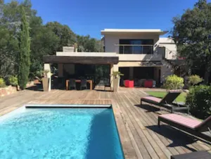 Image of Charming renovated house 2 minutes walk from the beach in a quiet  area.